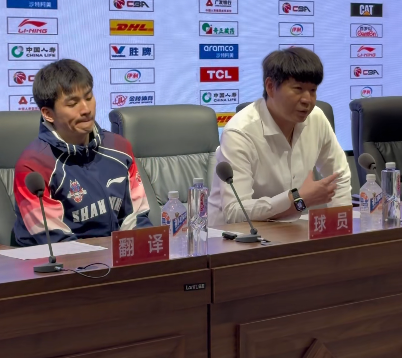世俱杯网址-胜同曦发布会！邱彪仍在不满防守，直指高诗岩带伤+于德豪回暖！