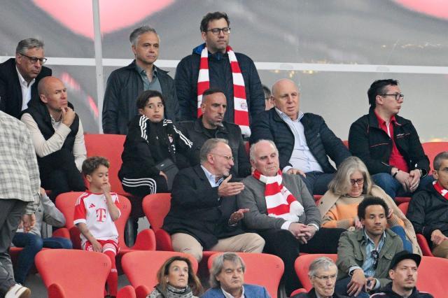 世俱杯网址-又见上半场1比0后崩盘，双面拜仁将自作孽进行到底